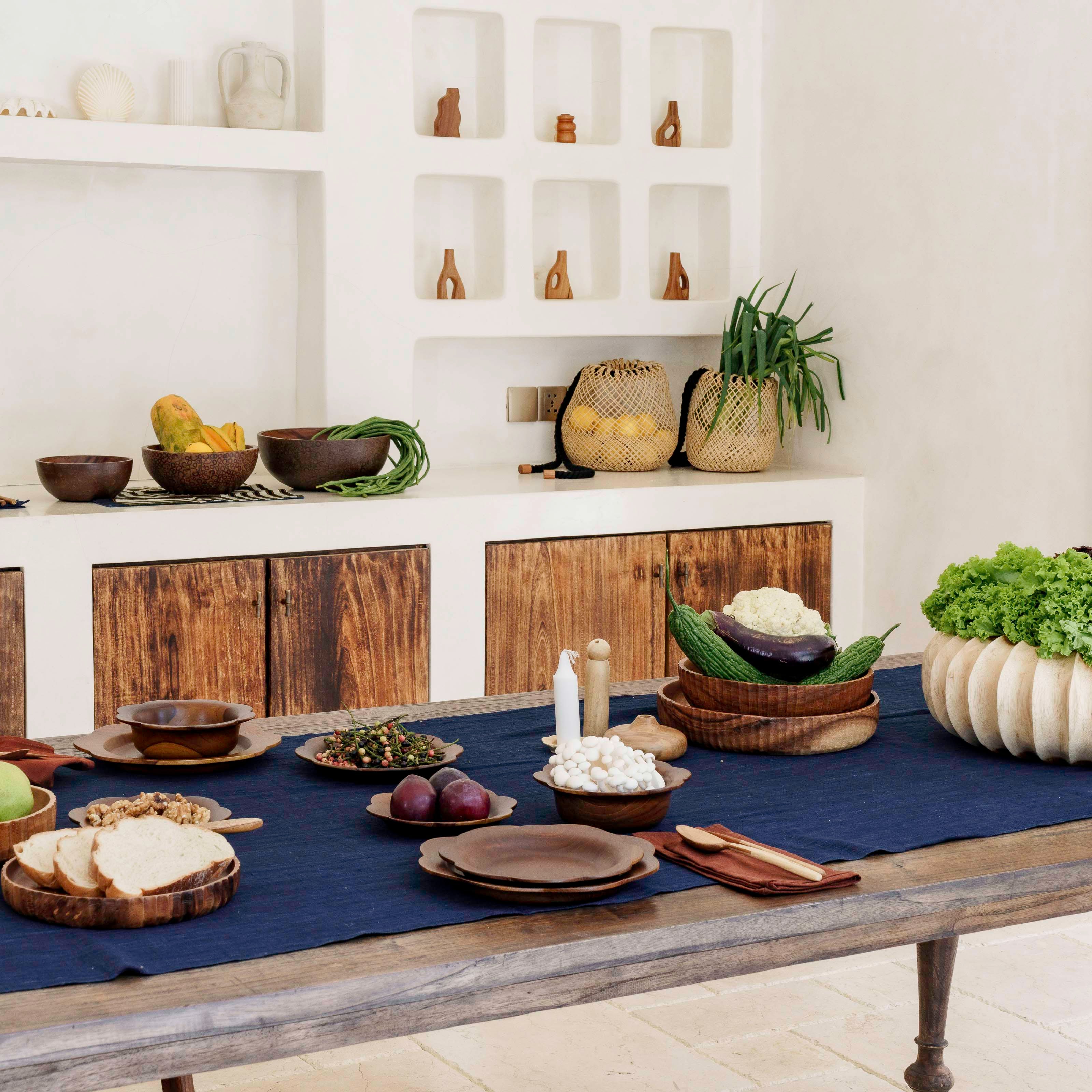 Wooden tableware