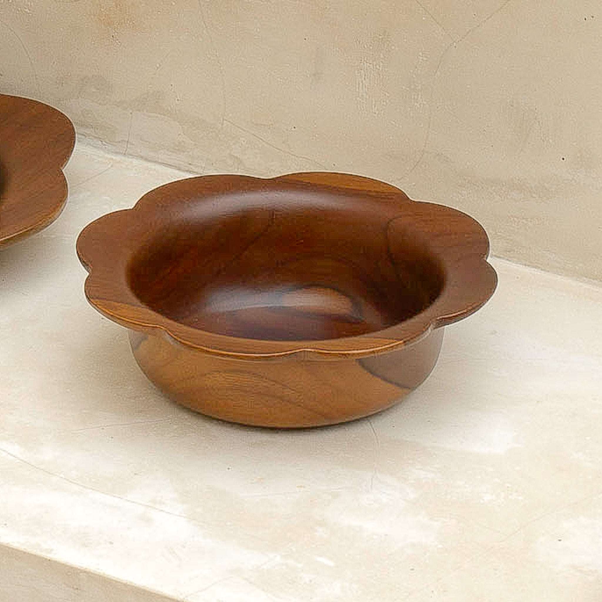 Wooden scalloped teak bowl handmade in Indonesia, 17cm size, kid-friendly and dishwasher safe with food-grade oil finish